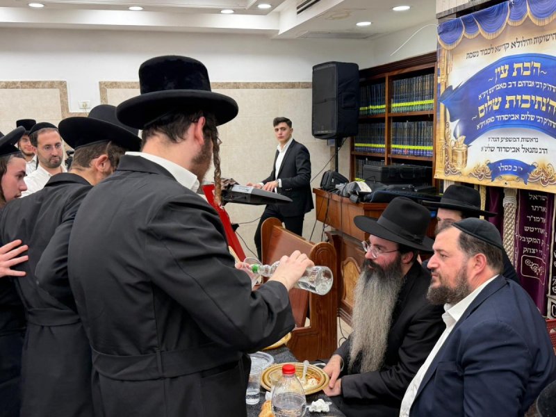 באדיבות המצלם