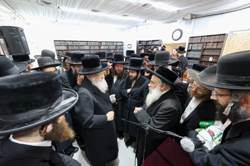 א. אייזנבאך