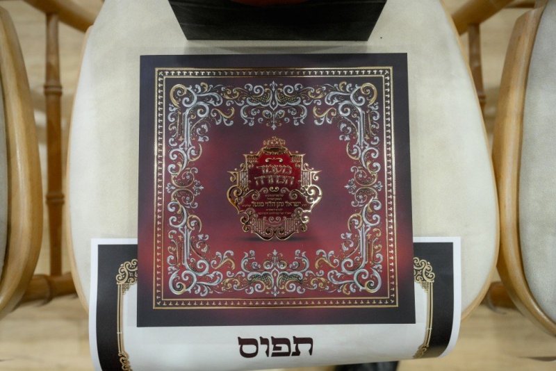באדיבות המצלם
