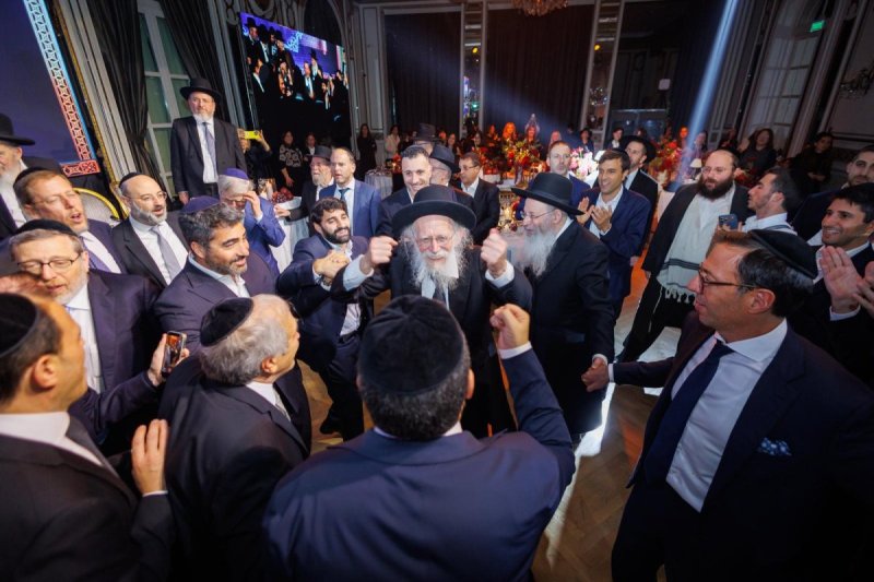 דניאל נפוסי ומאיר זלזניק