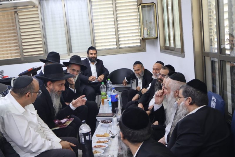 באדיבות המצלם