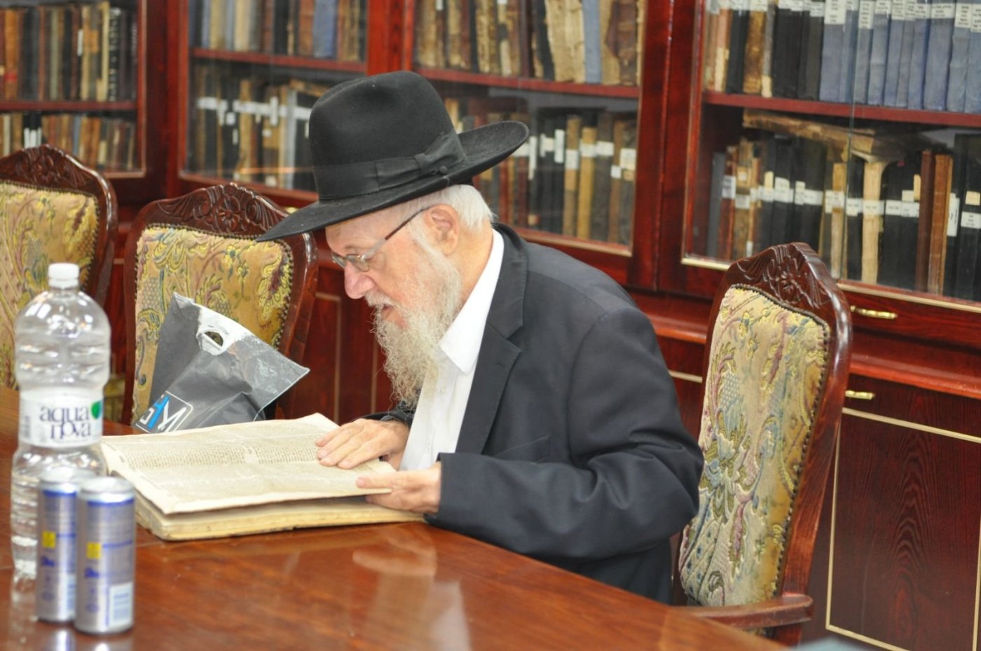 באדיבות המצלם