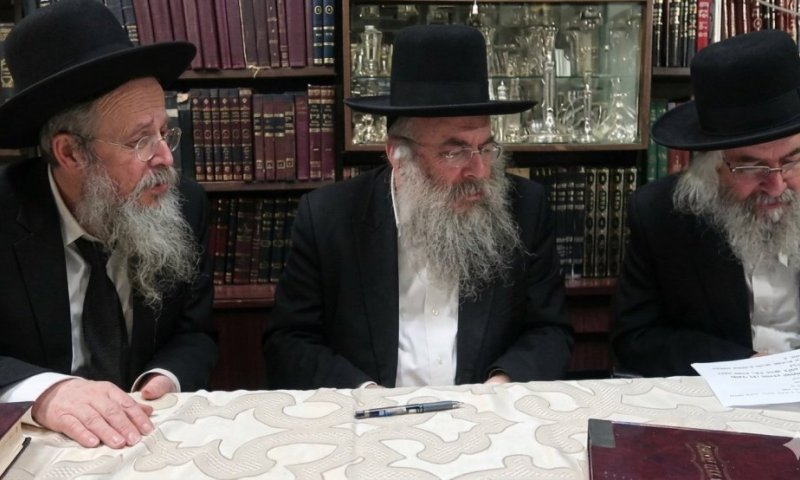 מרטיט: נכדיו הגדולים של הסטייפלער התכנסו בחדרו 40 שנה אחרי פטירתו