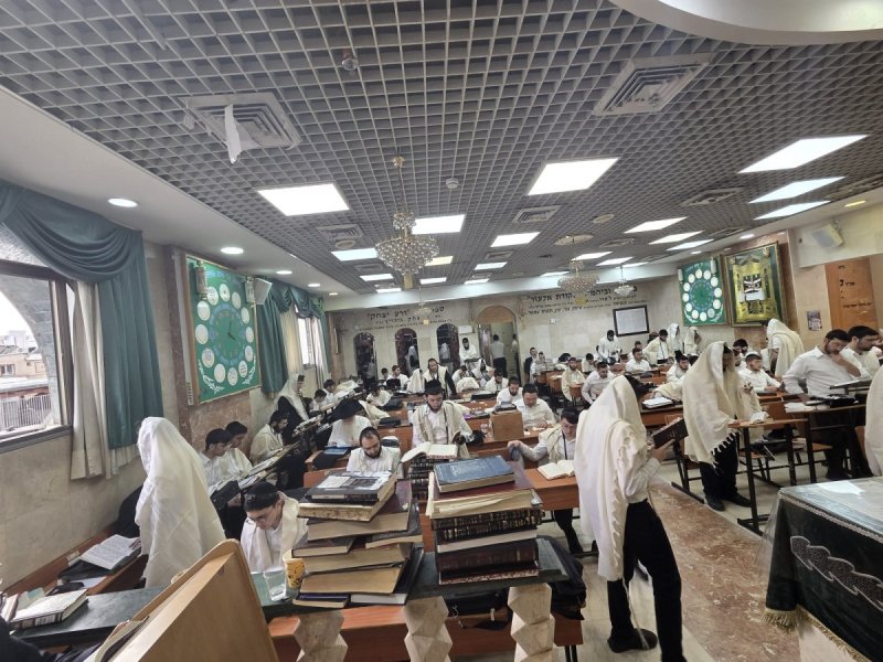 באדיבות המצלם