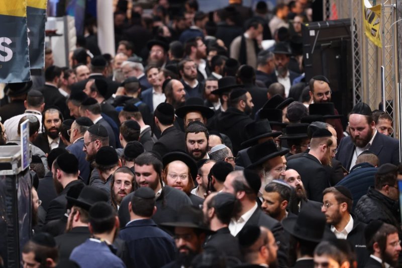 יעקב נחומי, אריאל אוחנה, אברהם כהן