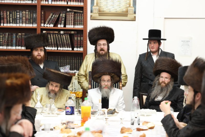 דוד ארזני ומ.א. נוימן