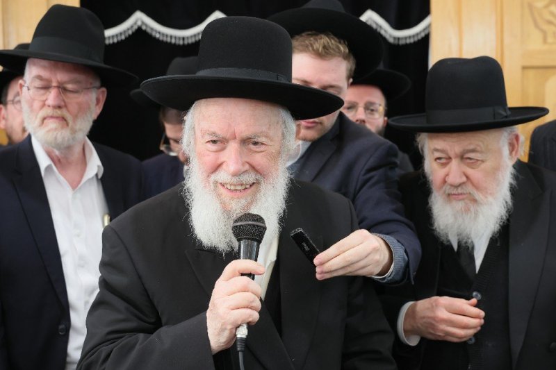 אברהם אבידן