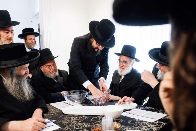 באדיבות המצלם