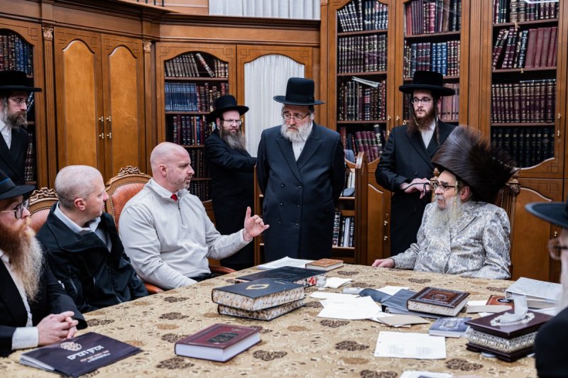 באדיבות המצלם