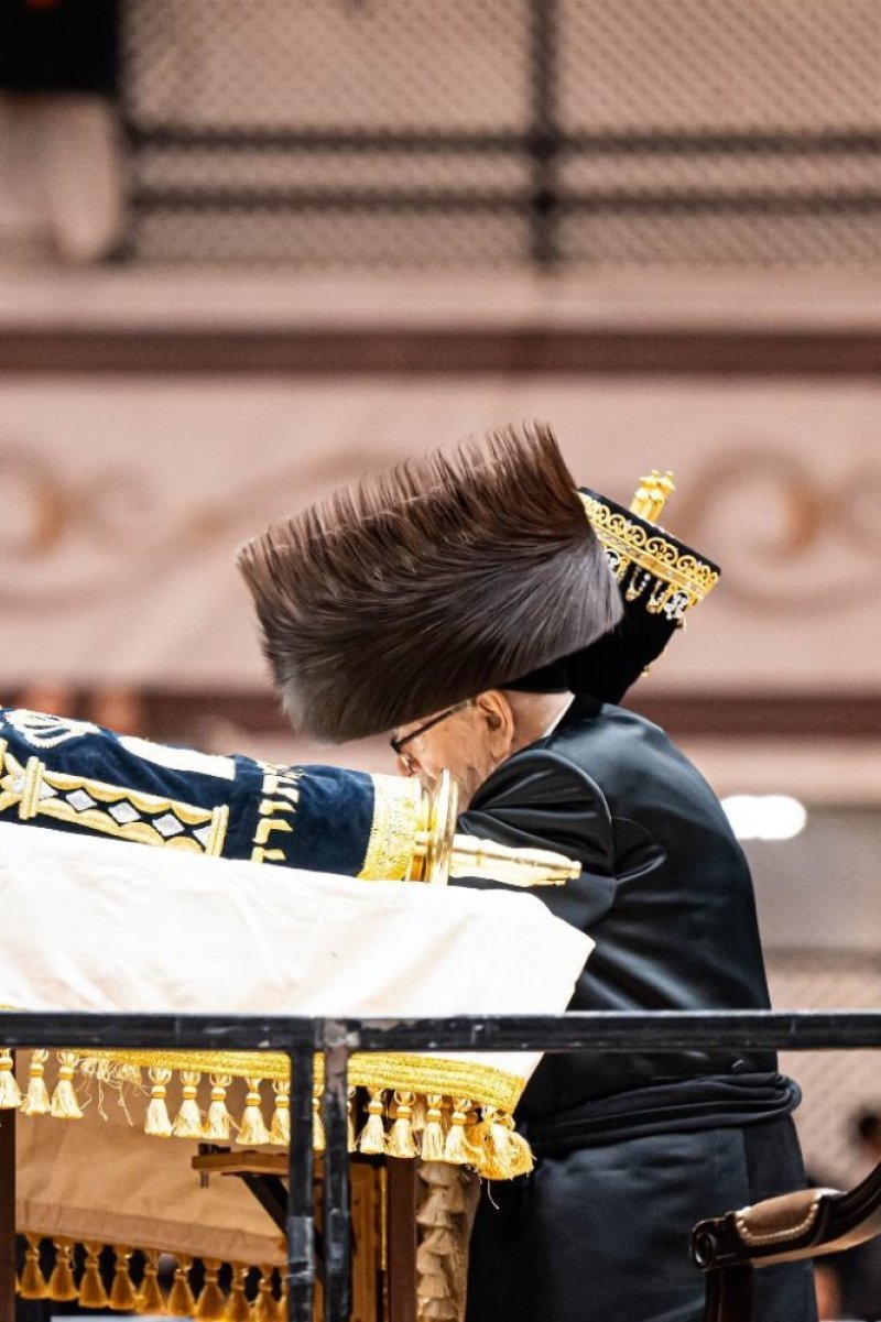 אלי וואהל, איצי מ.