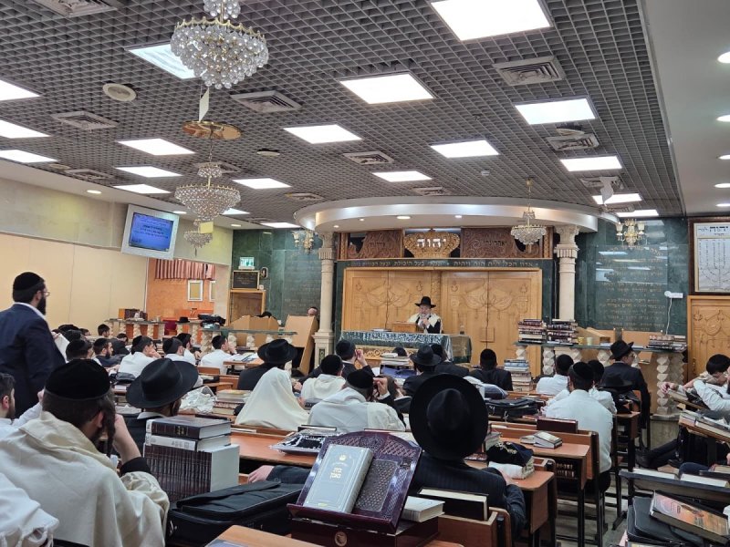 באדיבות המצלם