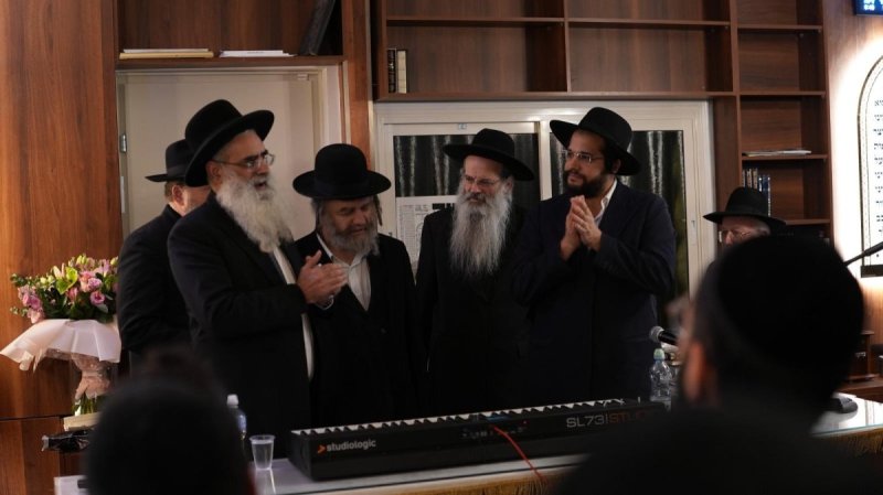 באדיבות המצלם