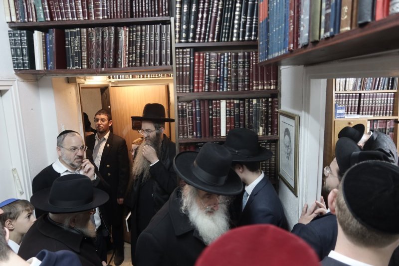 באדיבות המצלם