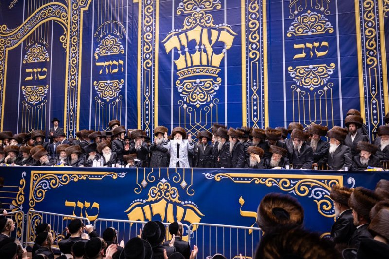 באדיבות המצלם