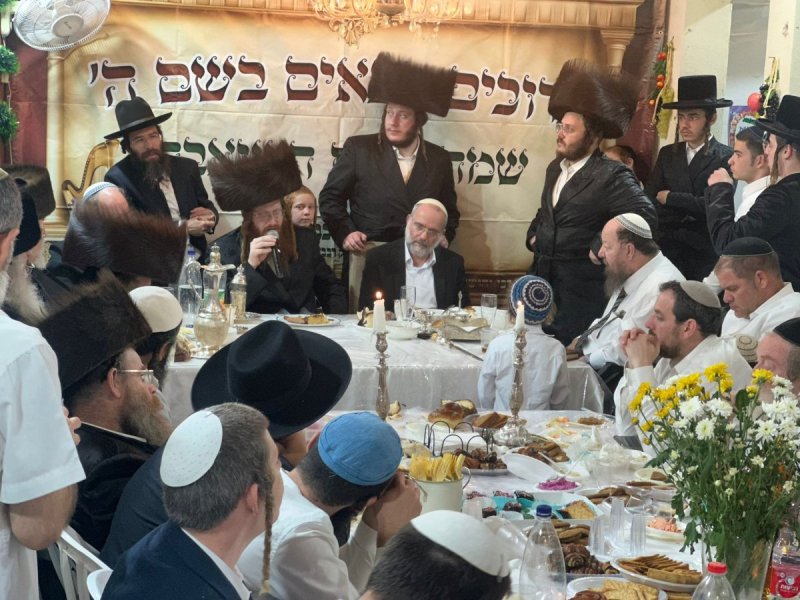 באדיבות המצלם