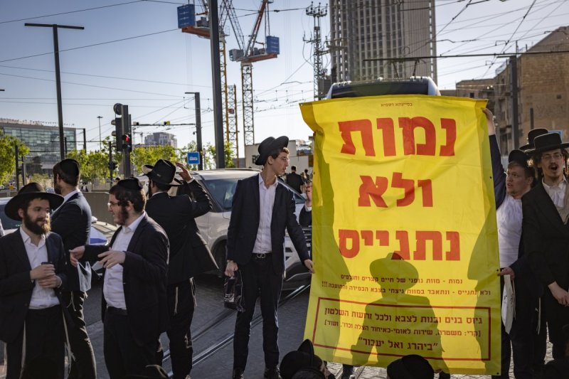 חיים גולדברג, פלאש 90