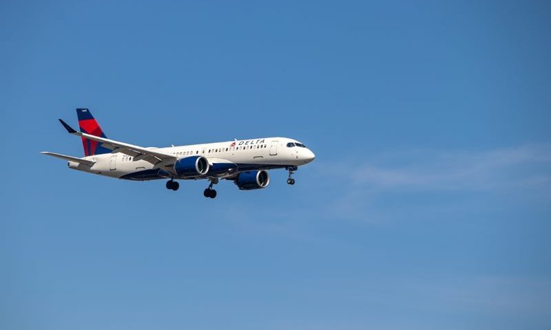 חוסר וודאות בשחקים: היעדים מהם בורחת חברת התעופה עד הקיץ