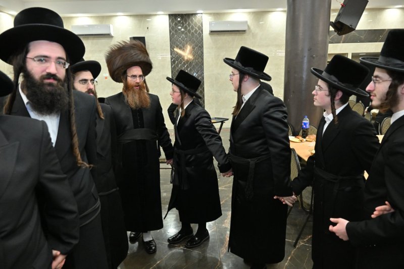 באדיבות המצלם