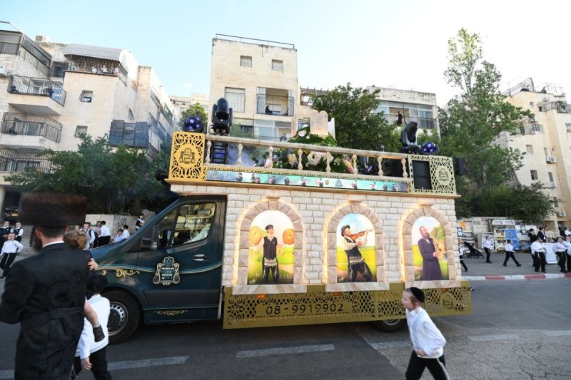 אנשיל בעק
