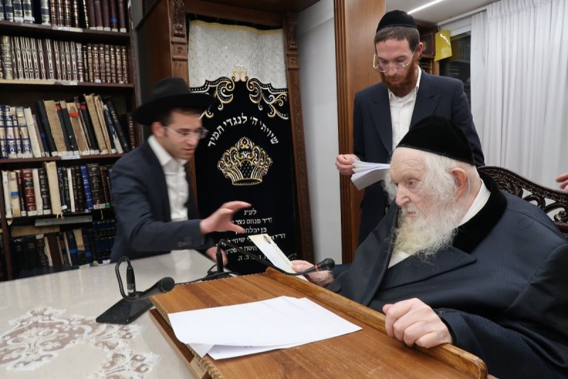 באדיבות המצלם