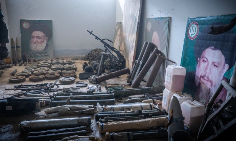 בפשיטה בלבנון: פצצות, מוקשים ולבנות חבלה לצד סממנים של האו"ם