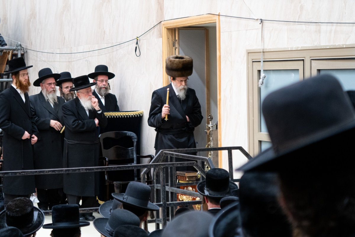 באדיבות המצלם