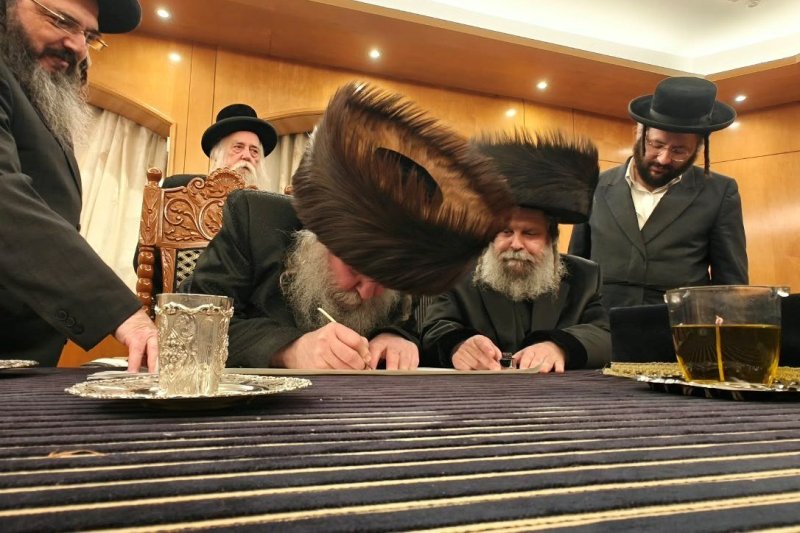 באדיבות המצלם