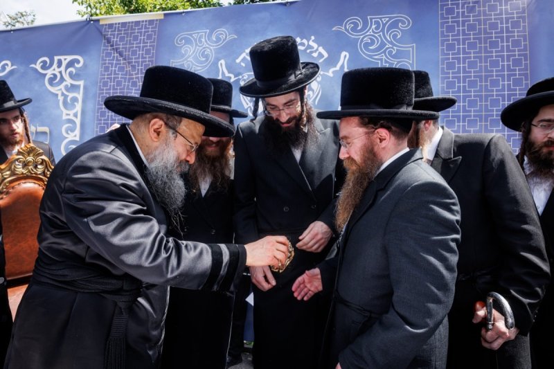 אברומי בלום