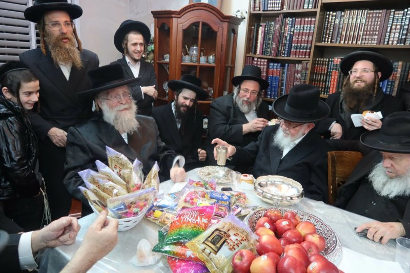 באדיבות המצלם