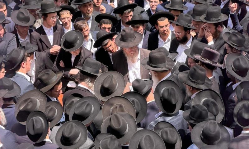 האב השכול זעק בלוויה: אבי איפה אתה? "למה אשכל גם שניכם ביום אחד?"