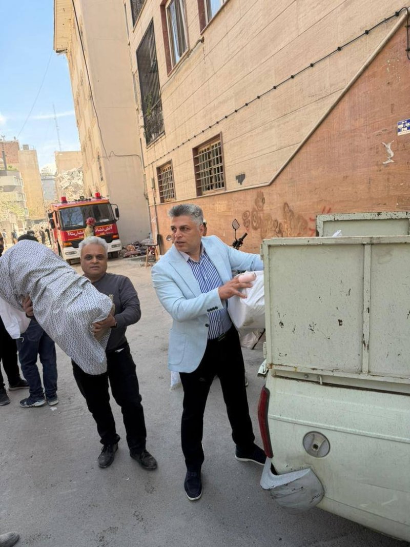 באדיבות המצלם