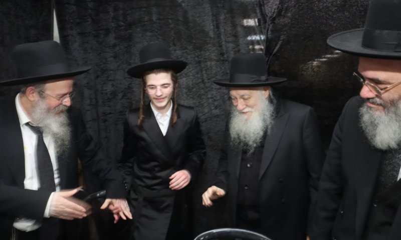 פוניבז' קיבלה את אסיר עולם התורה: "כל החרדים אצלכם לא מקללים?"