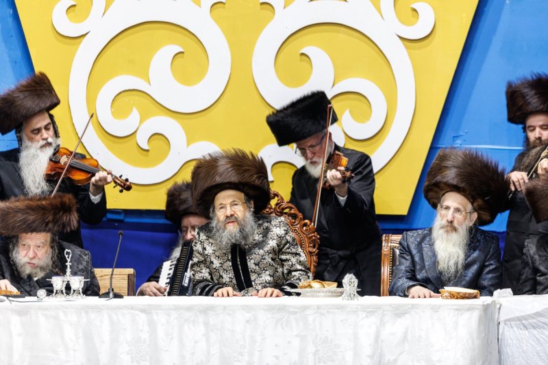 האחים לאנטשעווסקי ואייזיק ג.