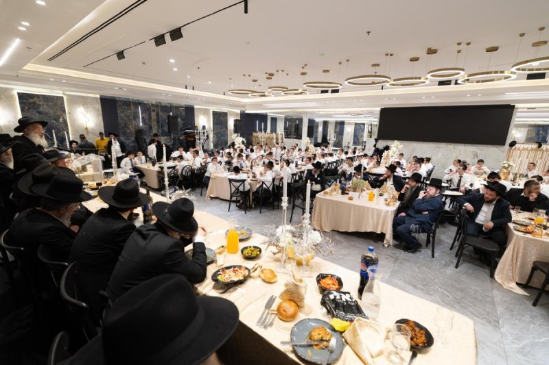 באדיבות המצלם