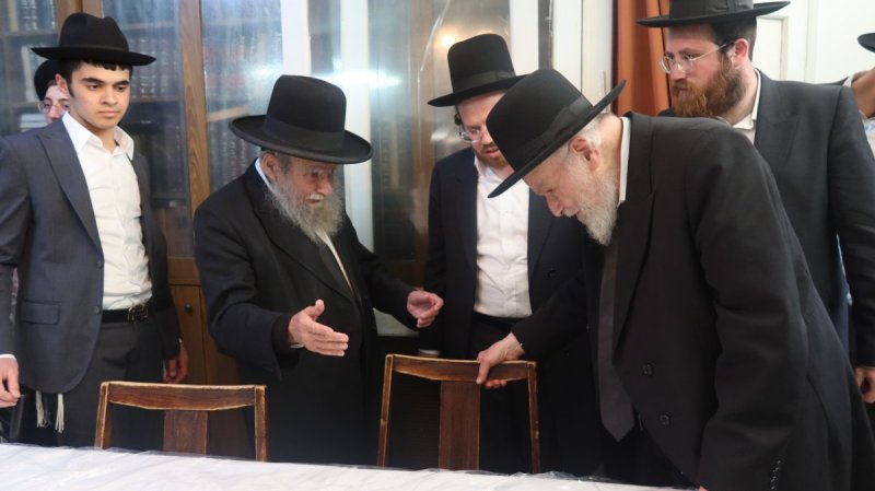 באדיבות המצלם