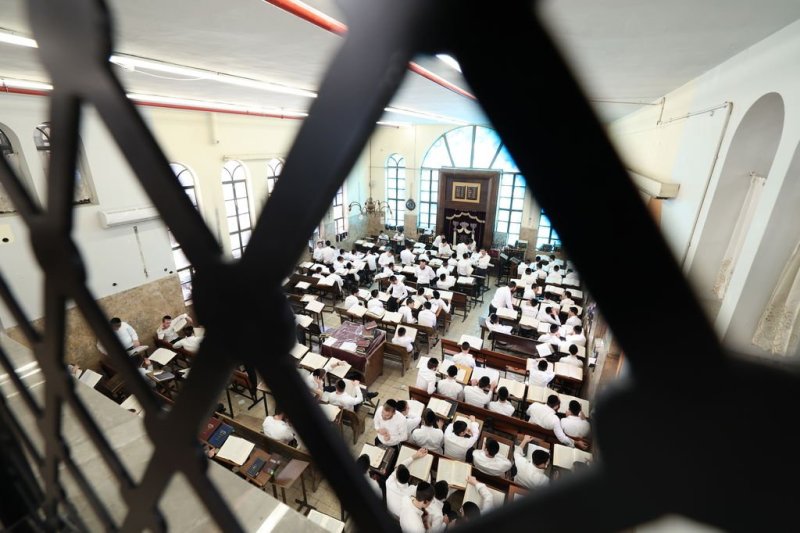 באדיבות המצלם