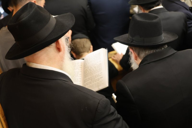 מרדכי לובעצקי