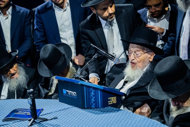 דניאל נפוסי, אריאל רבינסקי ומנדי טוויטו