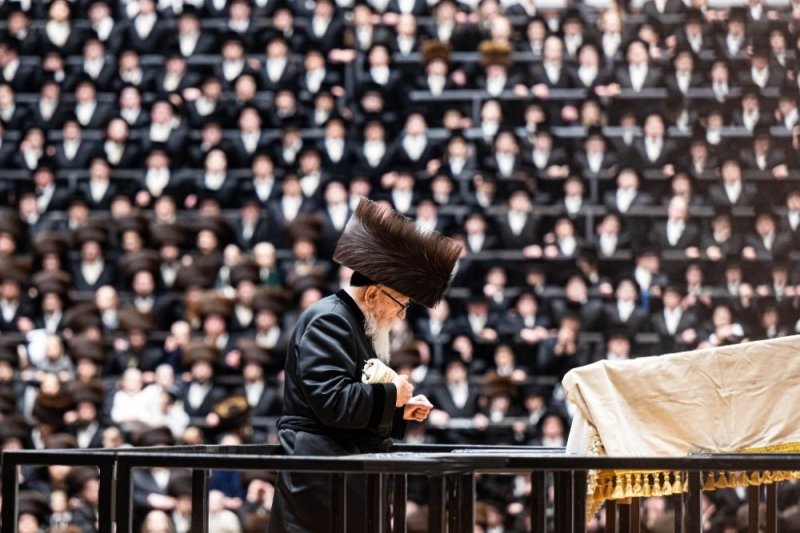 אלי וואהל, איצי מ.