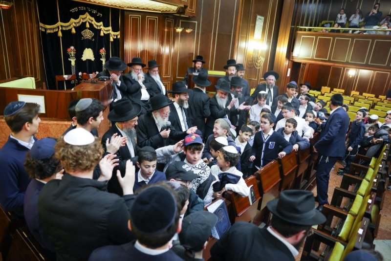 דניאל נפוסי ומאיר זלזניק