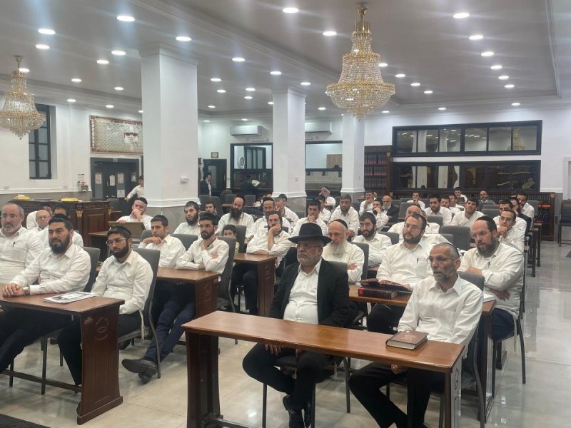 באדיבות המצלם