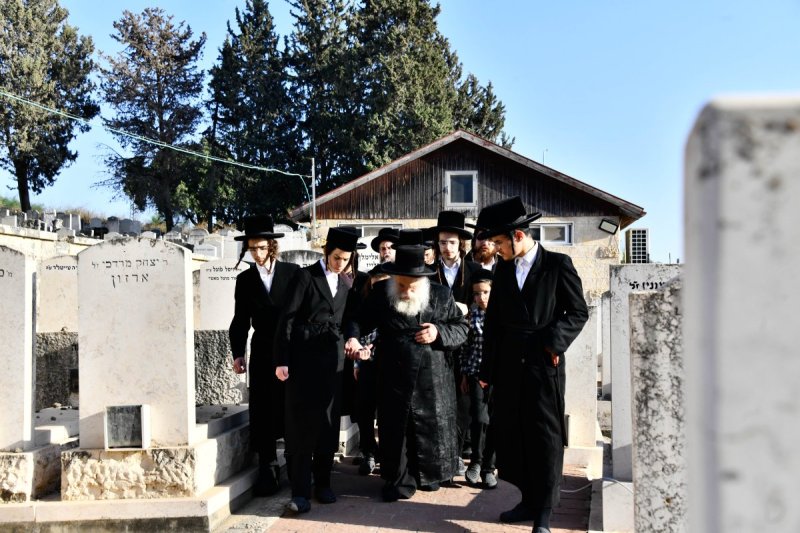 שוקי לרר