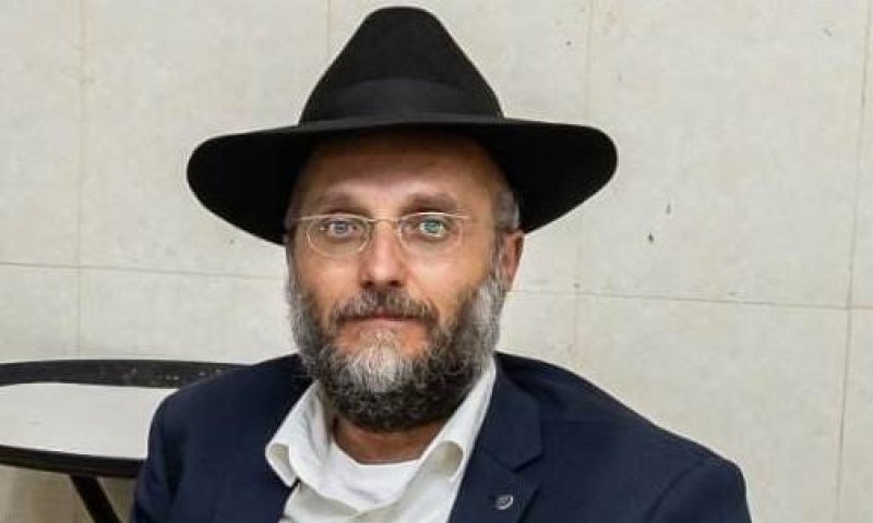 בד"ה: המחנך מנחלת הר חב"ד נטל ידיו בבוקר ונפטר מדום לב