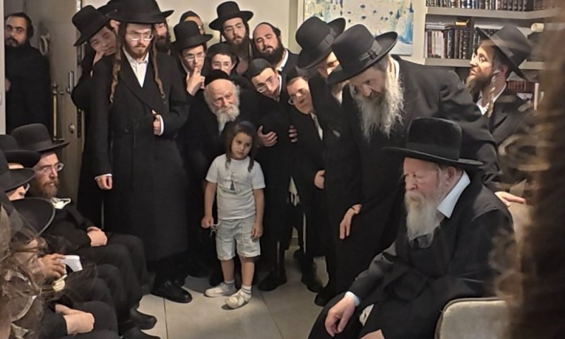 8 דקות: ניחום אצל משפחת הבעל קורא מגור והגמרא שהרבי פתח לרבנית
