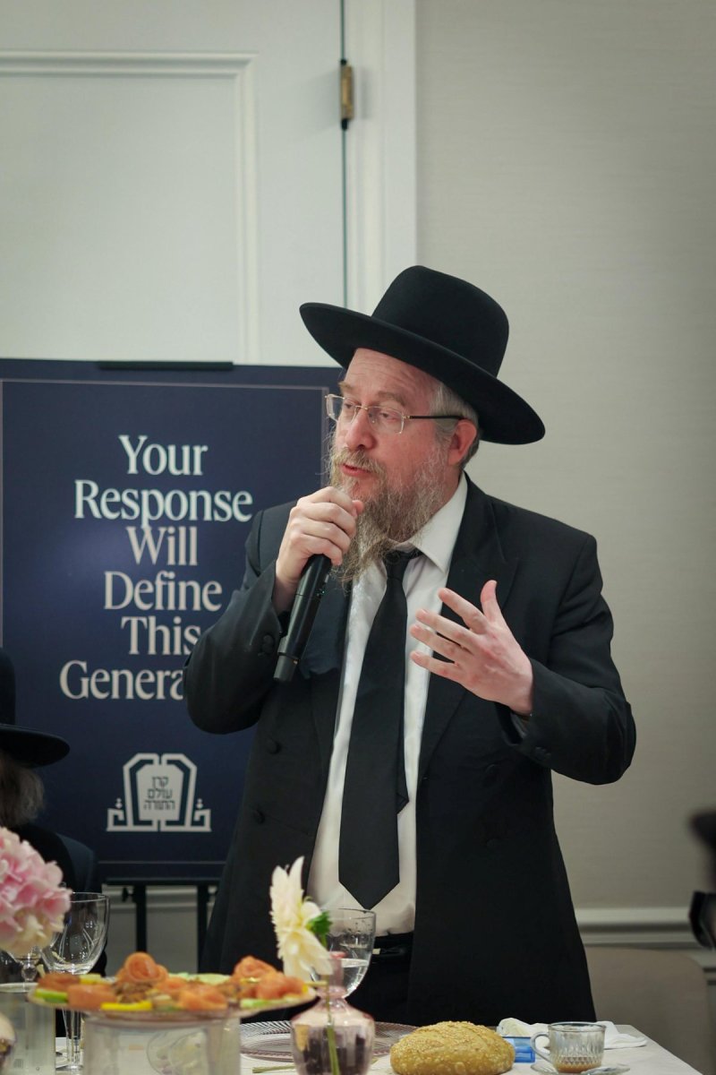 דניאל נפוסי ומאיר זלזניק