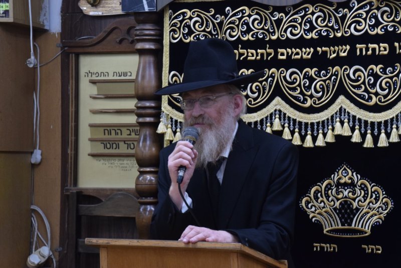 באדיבות המצלם