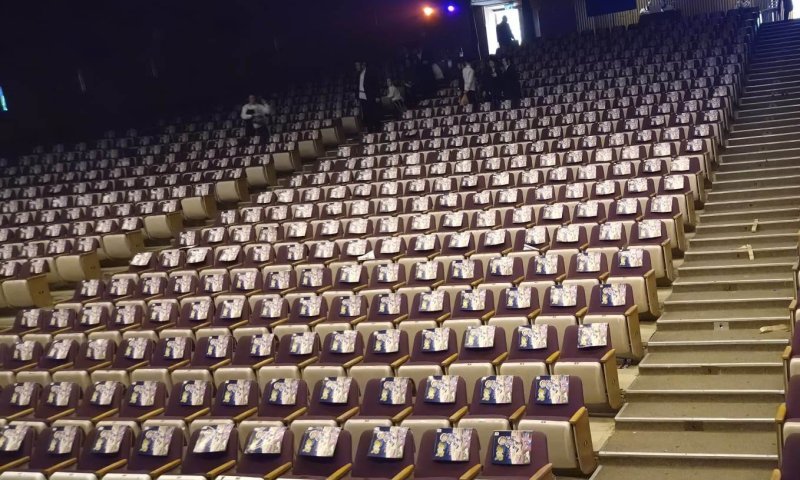 ה"אונטערן" הגיע לישראל: ההצגה באידיש והמלחמה מול 'העדה'