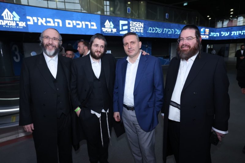 יעקב נחומי, אריאל אוחנה, אברהם כהן