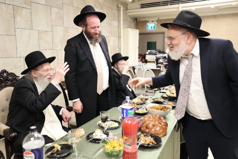 שמוליק קורלנסקי