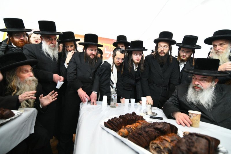 ארי קופרשטוק - פולין